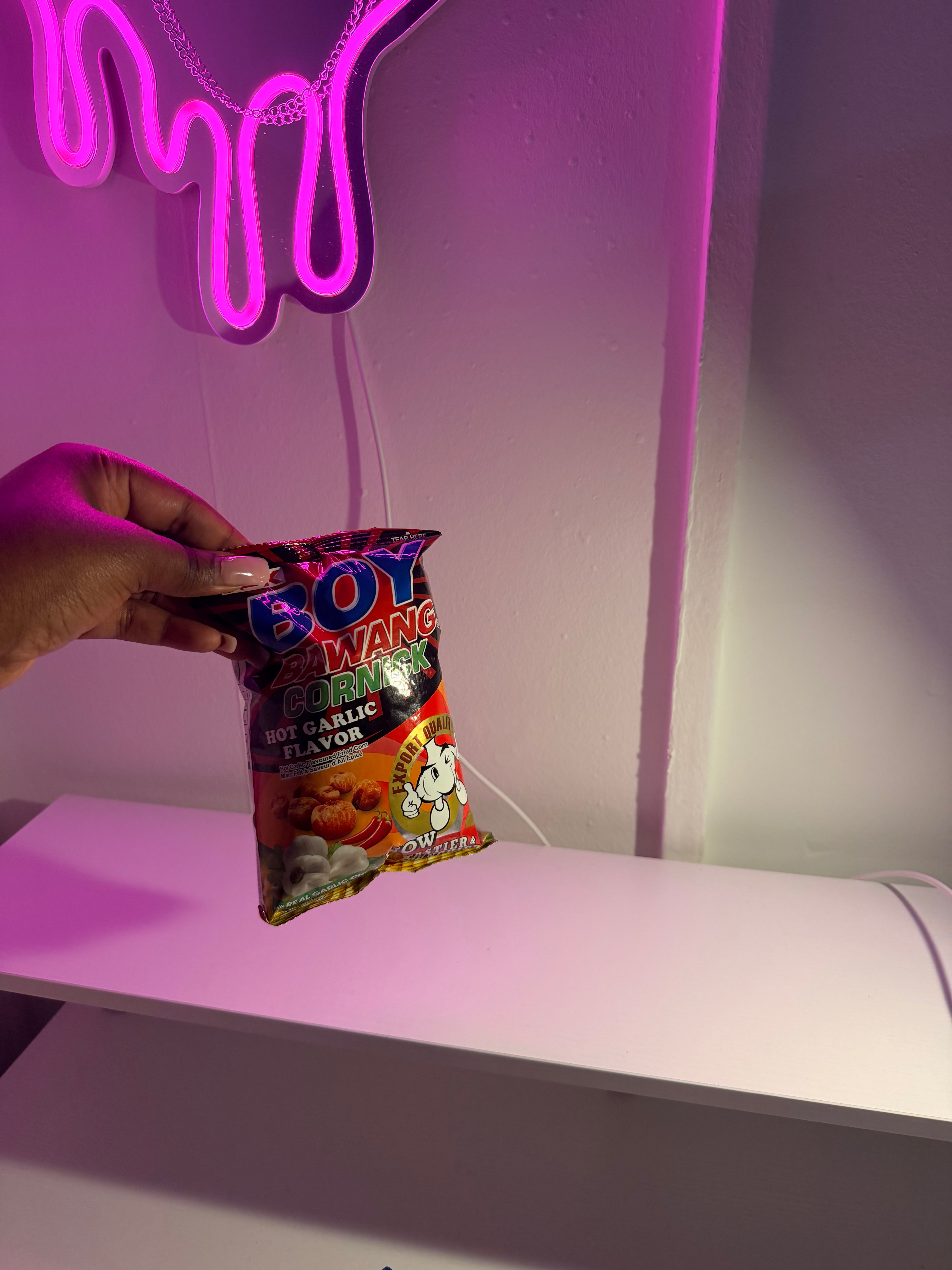 Boy bwang garlic corn snack
